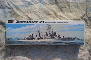 Revell H-305 Zerstörer Z1 der deutschen Bundesmarine 1:301